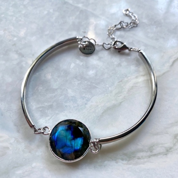1 Left! Brilliant Labradorite Crystal Bracelet - Picture 3 of 8